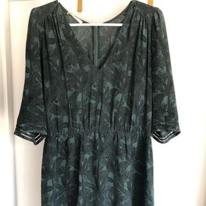 Beautiful silk mid-length green and black dress